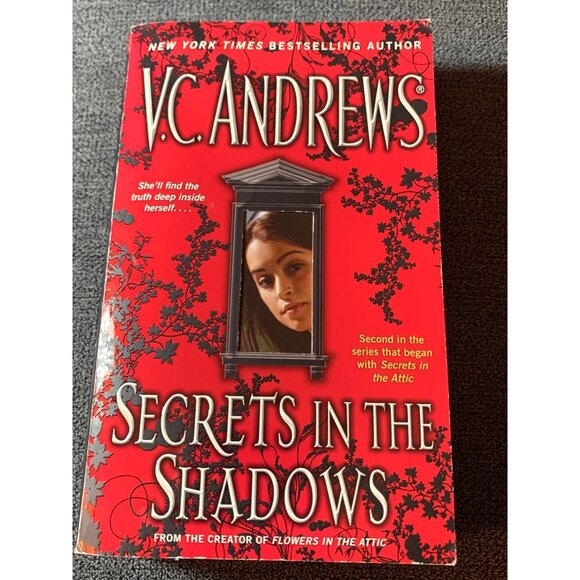 V.C. Andrews "Secrets In The Shadows" Paperback Novel - Picture 1 of 2